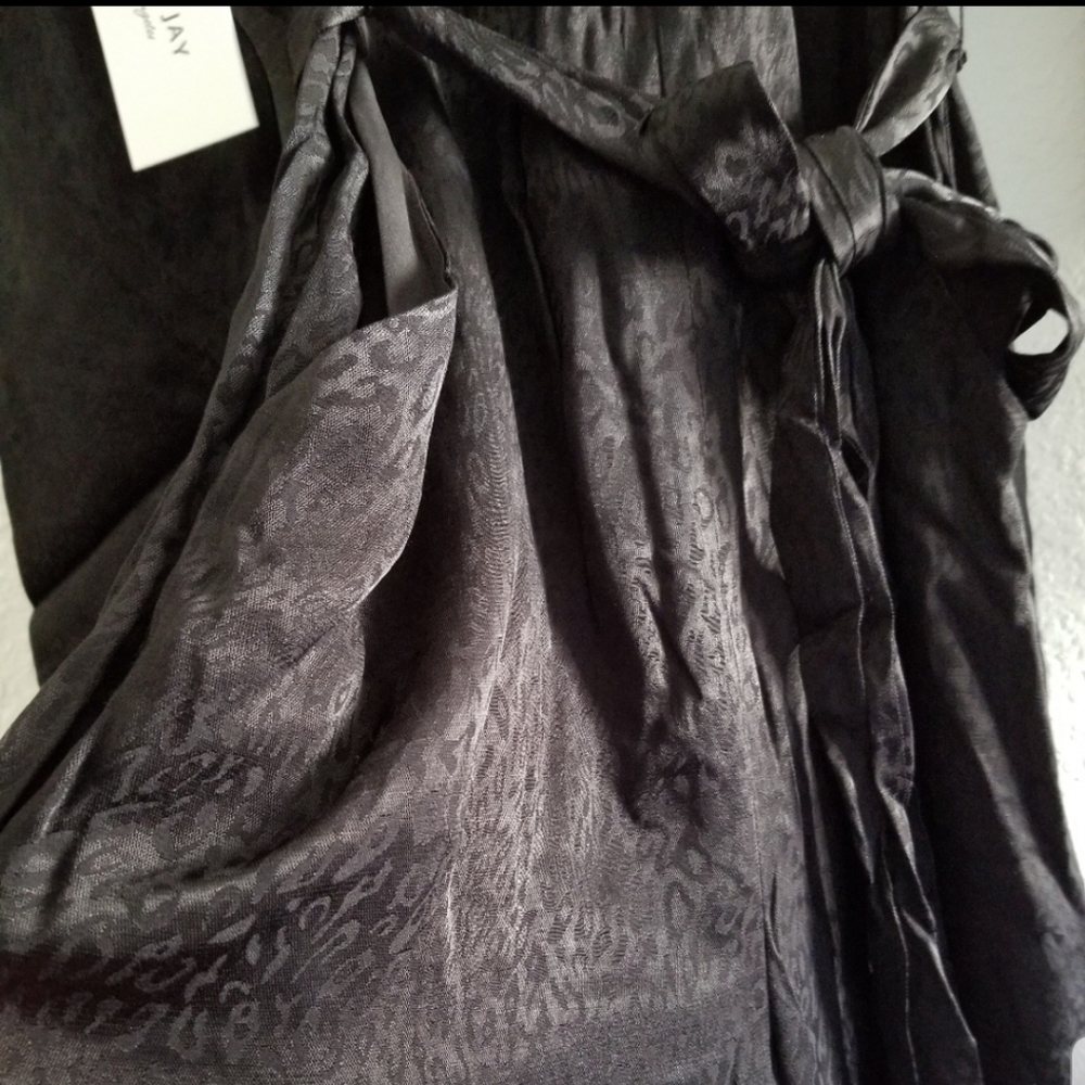 Ali & Jay Stay Golden Black Padded Deep V-neck Wide Leg Satin Jumpsuit S… - Picture 5 of 5